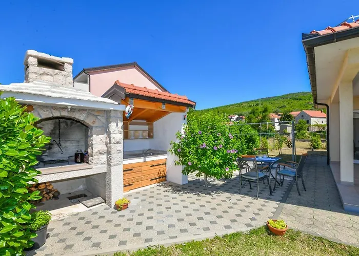 Villa Kata