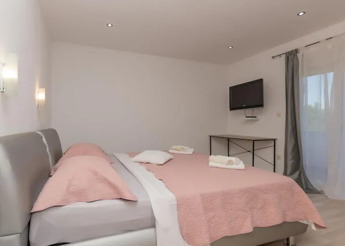 Holiday Home Villa Dalmatina By Interhome