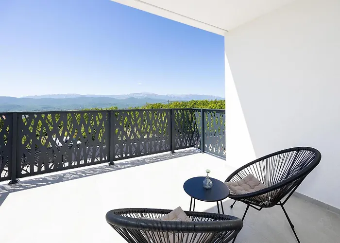 Awesome Home In Glavina Gornja